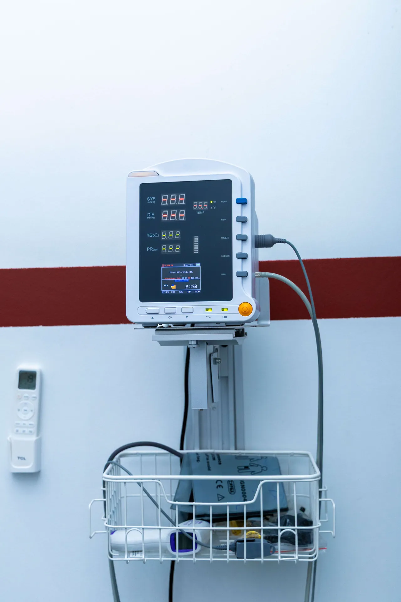 Digital vital signs monitor in the clinic