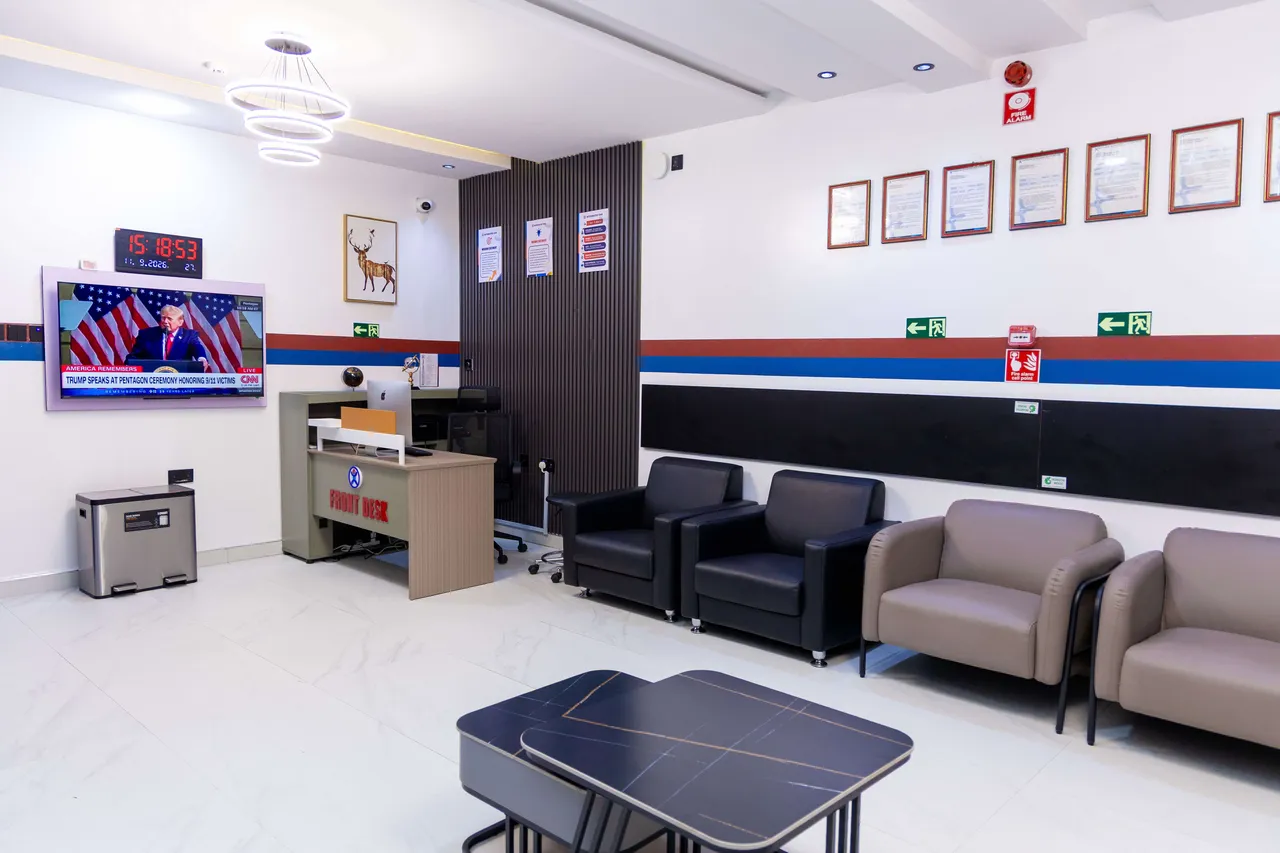 Seating in the first-floor reception